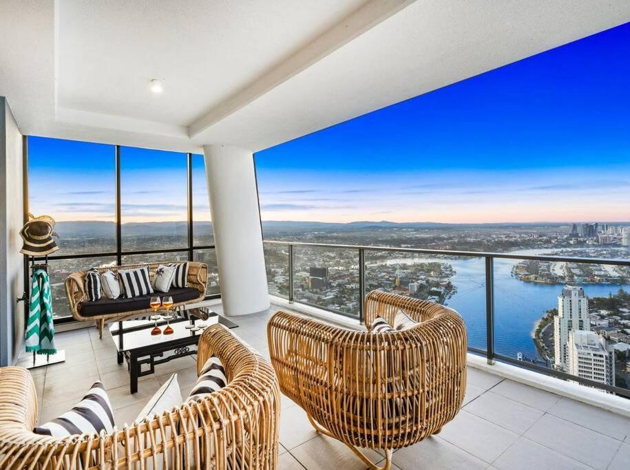 Exclusive Circle On Cavil Sub-Penthouse Luxury Apt - Hosted By Coastal Letting Gold Coast Exterior photo