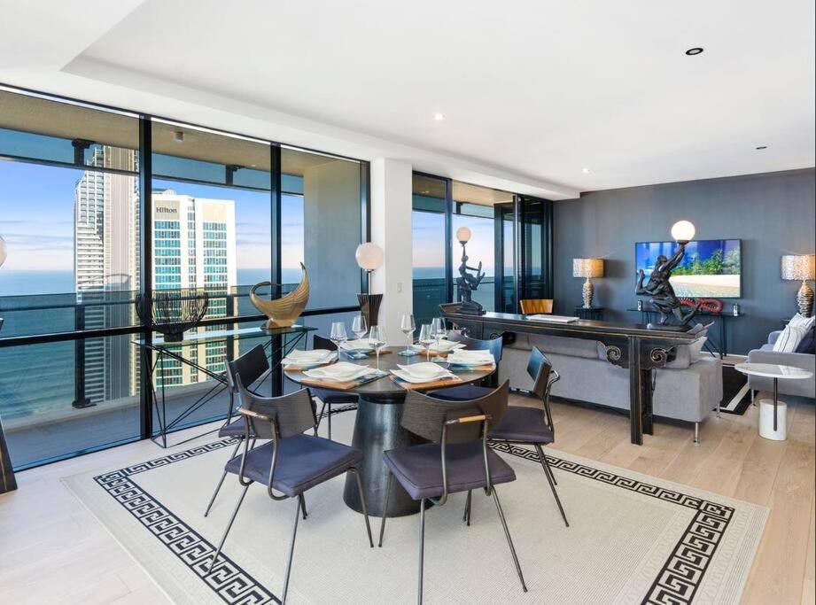 Exclusive Circle On Cavil Sub-Penthouse Luxury Apt - Hosted By Coastal Letting Gold Coast Exterior photo